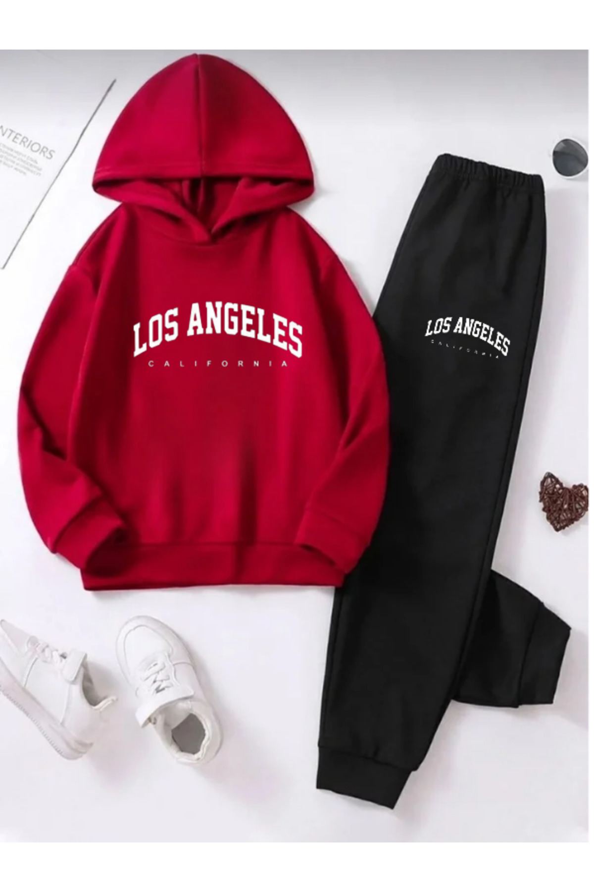 Los Angeles Baskılı Kırmızı Takım — görsel 1
